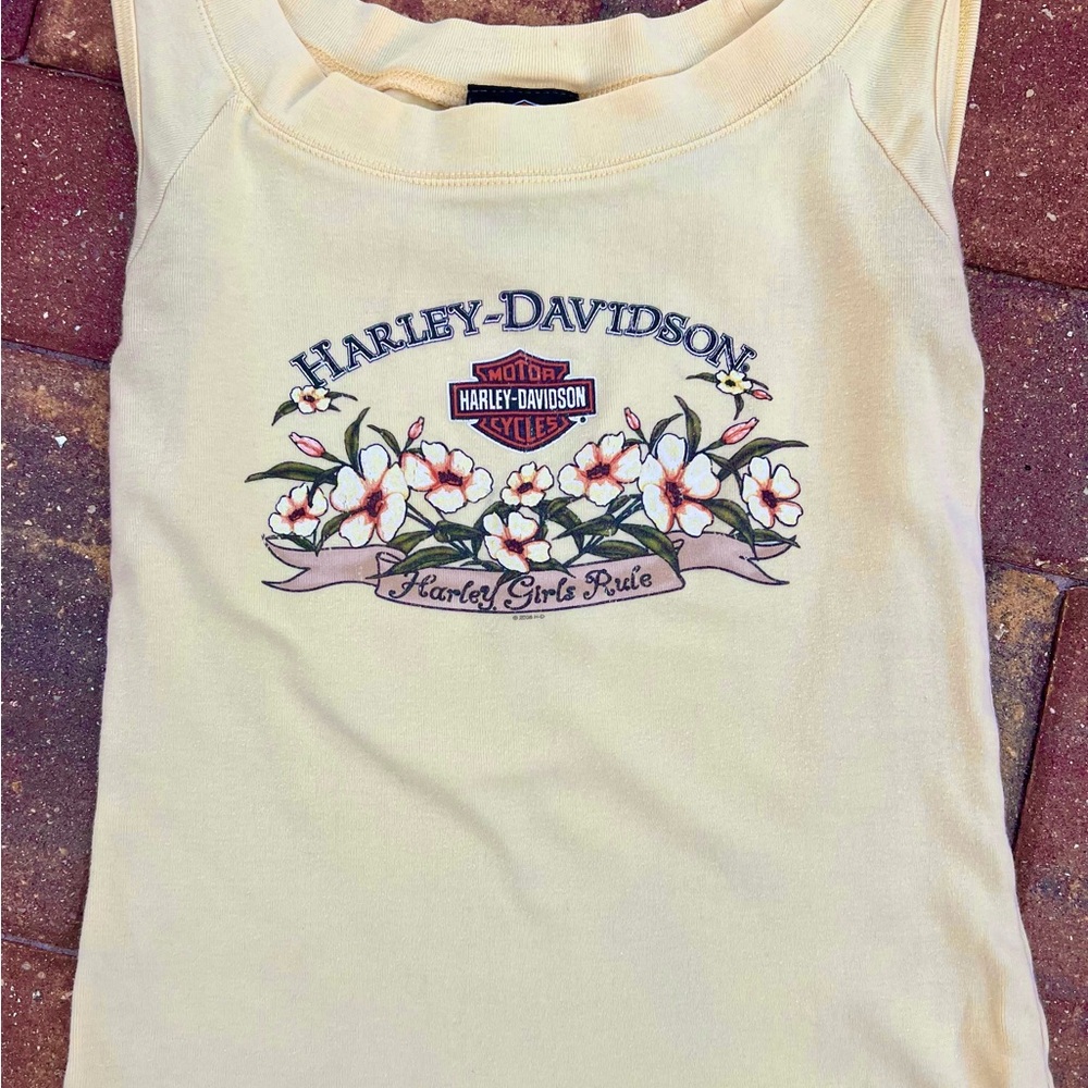 Harley-Davidson Yellow Tank Top with Bold Graphic
